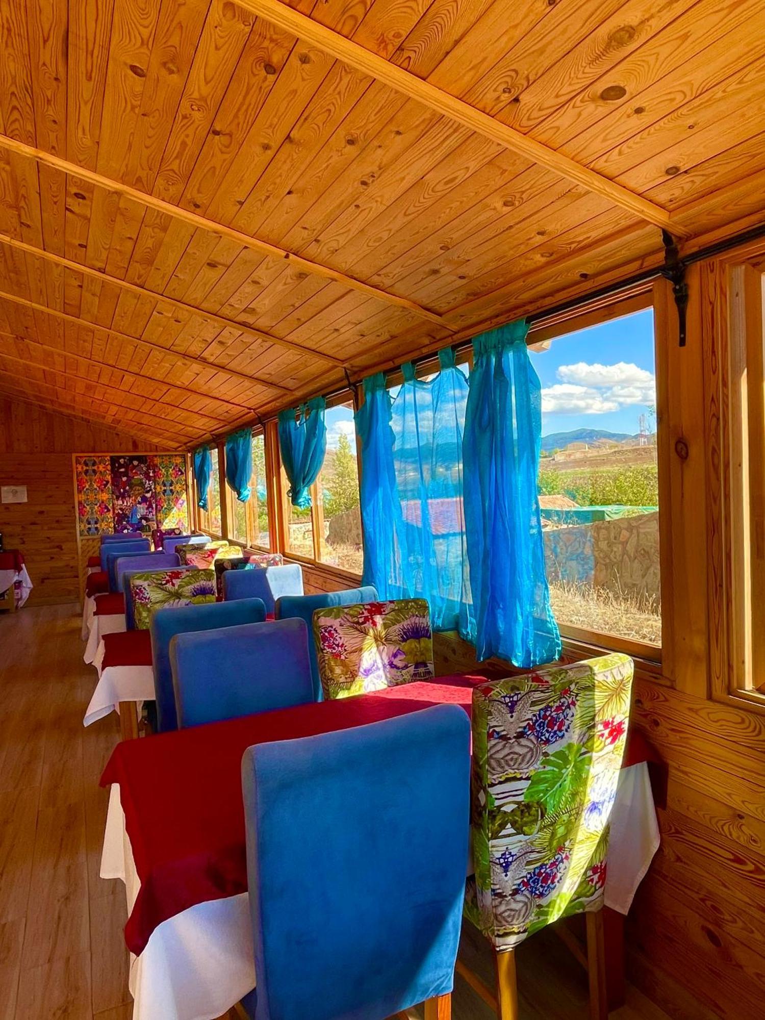 Ferme D'Hote La Vallee Азру Екстериор снимка