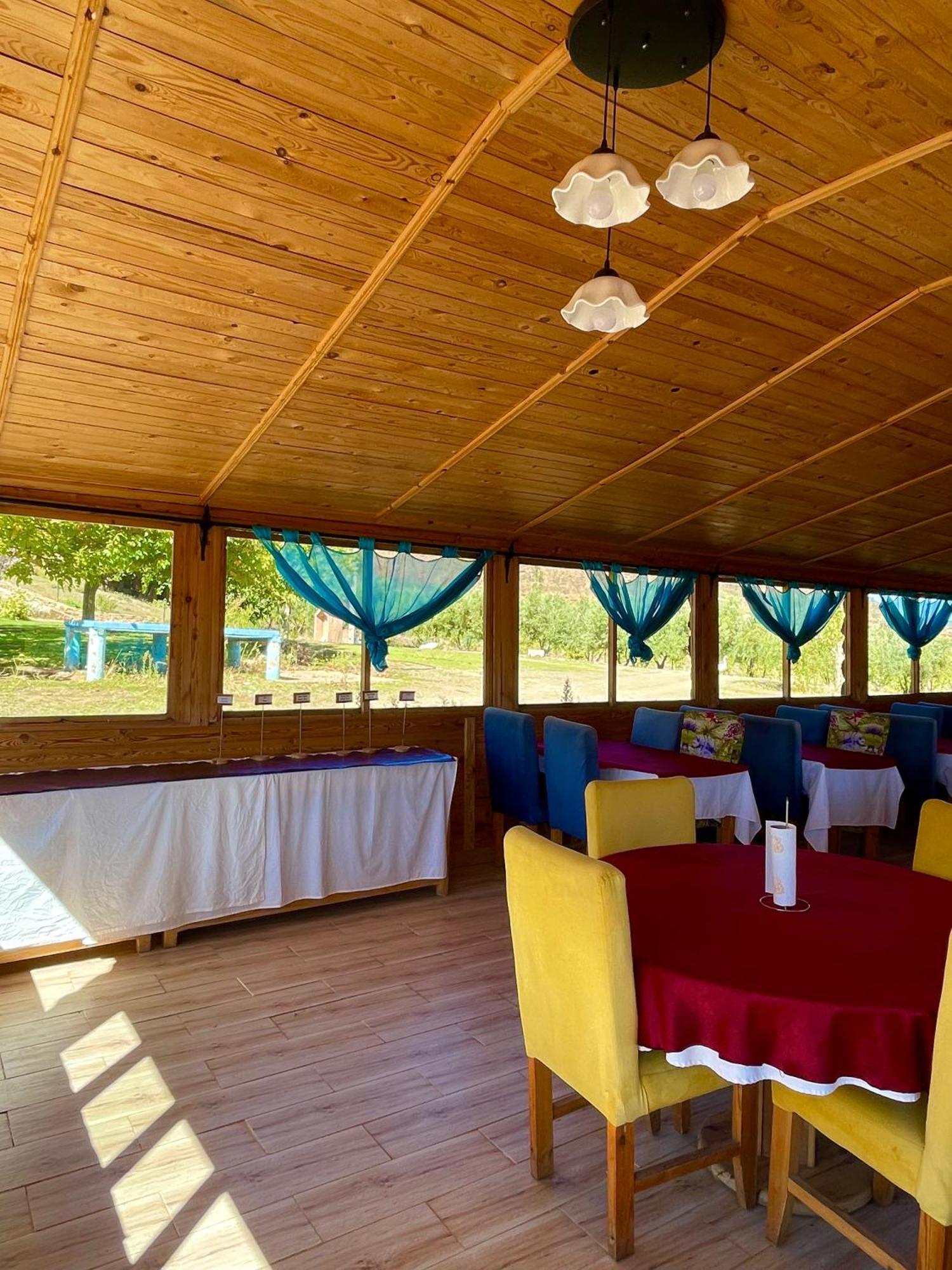 Ferme D'Hote La Vallee Азру Екстериор снимка