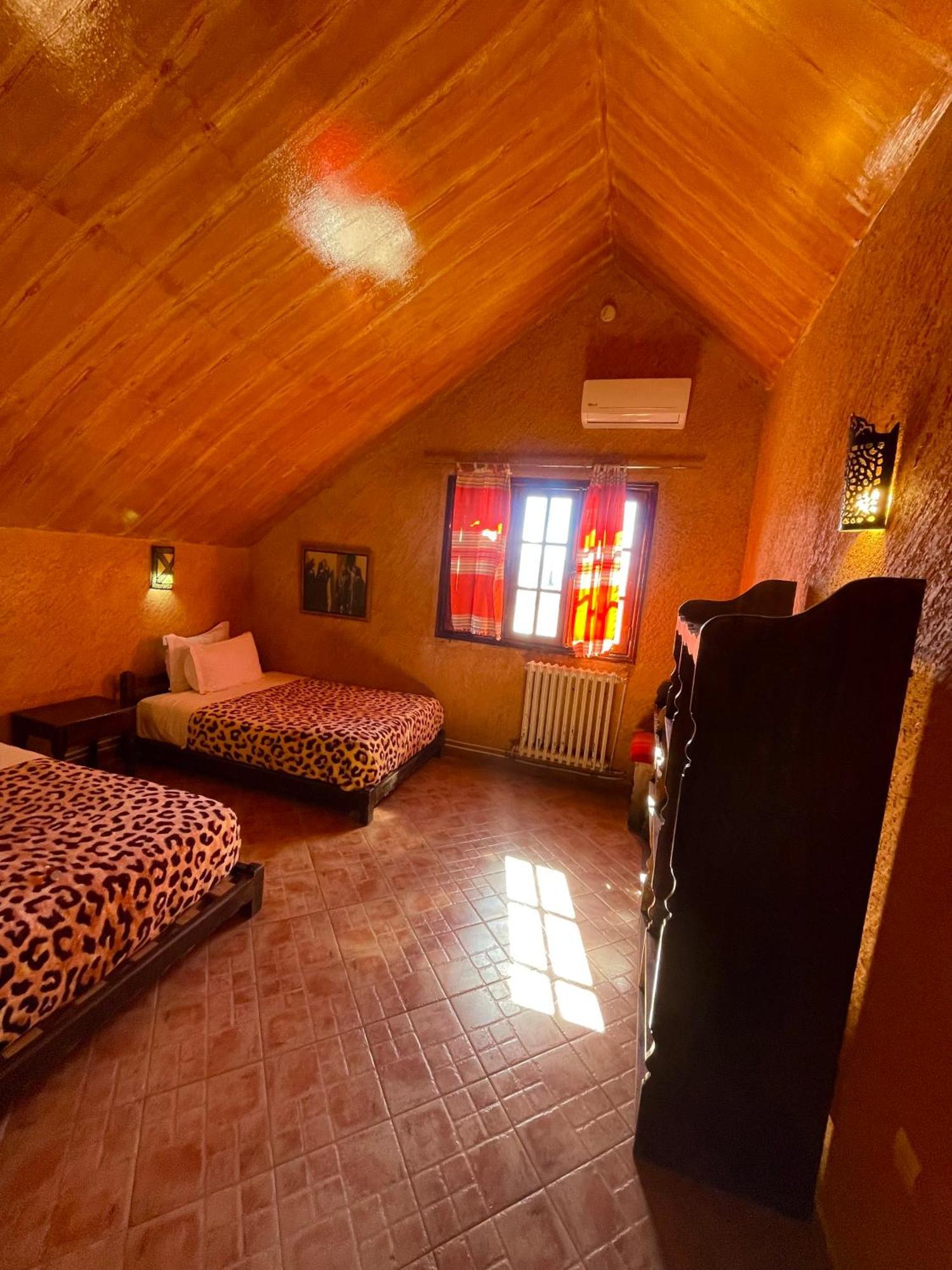 Ferme D'Hote La Vallee Азру Екстериор снимка